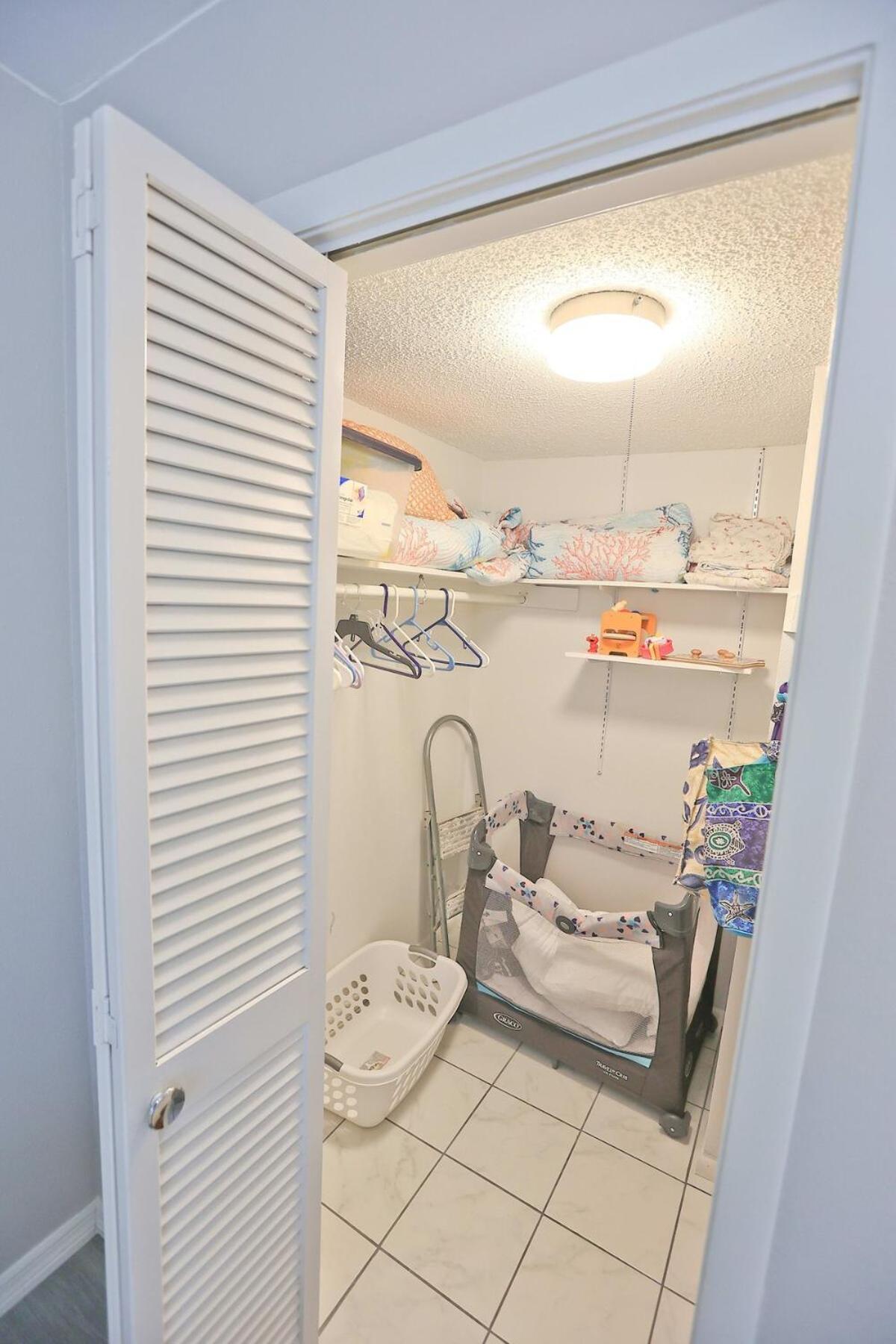 Updated Condo With Pool, Walk To Crescent Beach & Restaurants! 萨拉索塔 外观 照片