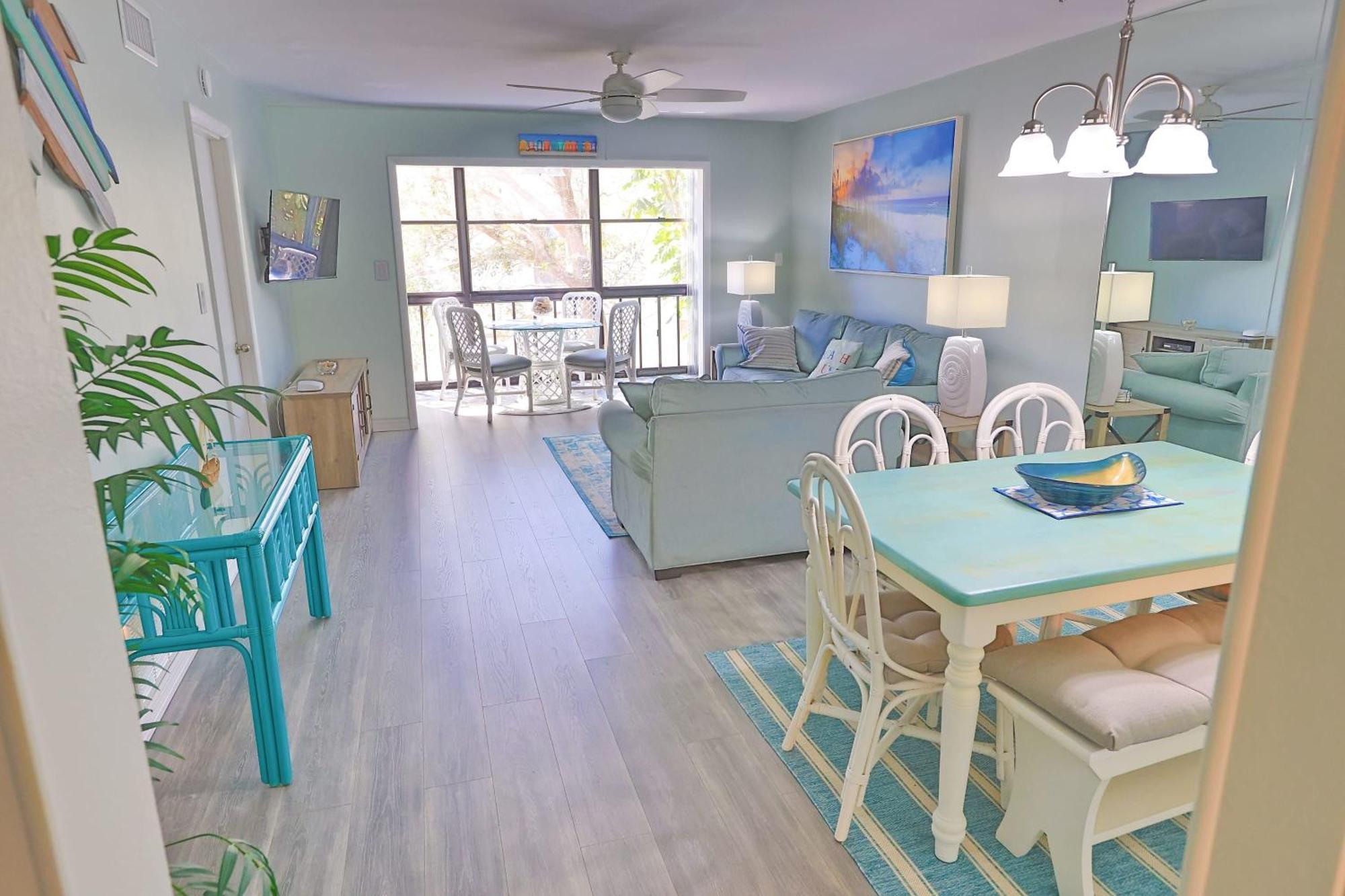 Updated Condo With Pool, Walk To Crescent Beach & Restaurants! 萨拉索塔 外观 照片