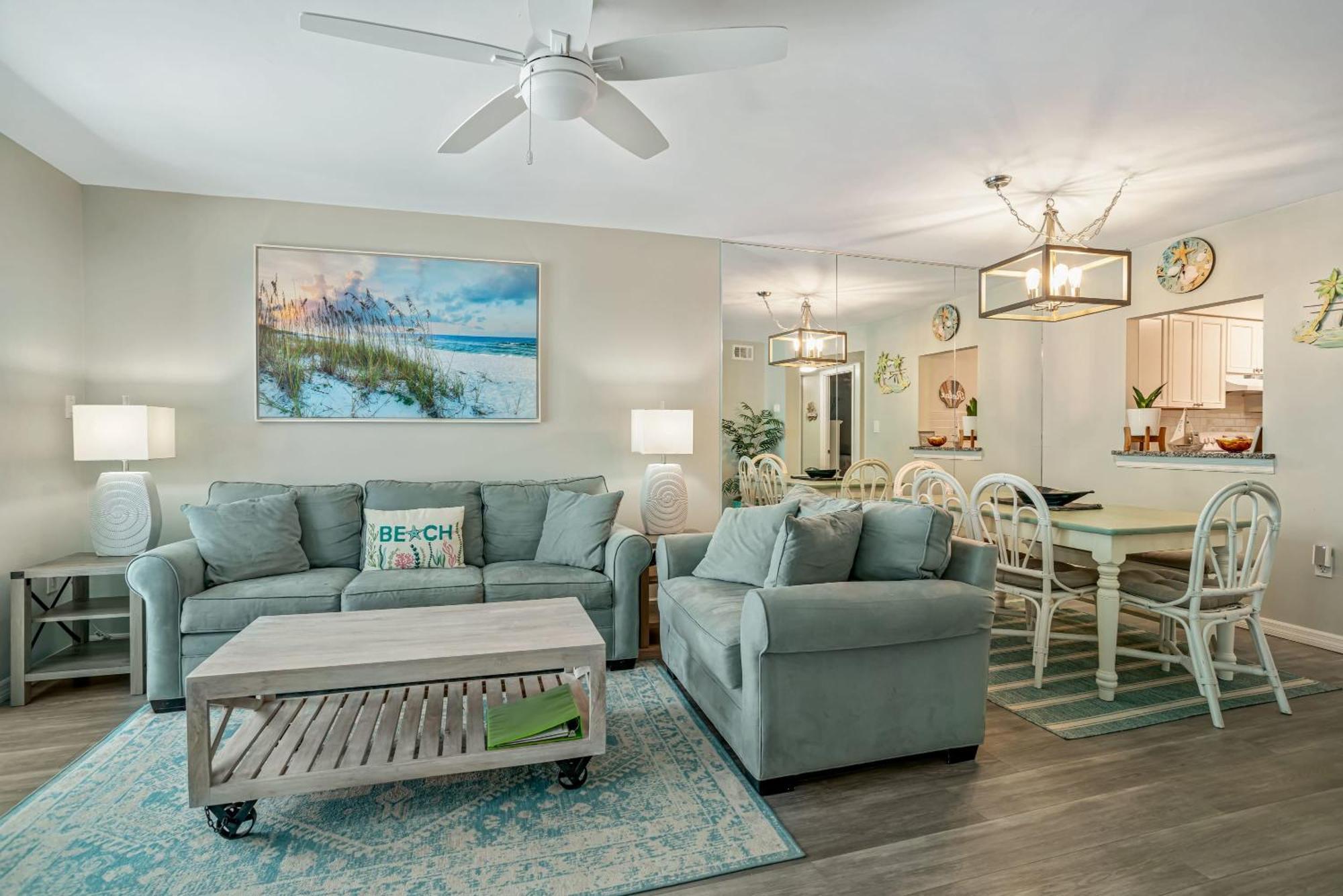 Updated Condo With Pool, Walk To Crescent Beach & Restaurants! 萨拉索塔 外观 照片